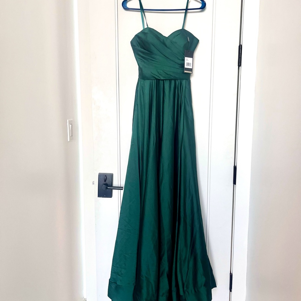 La Femme dress / gown in emerald, size 0